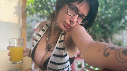 pequeivi OnlyFans picture