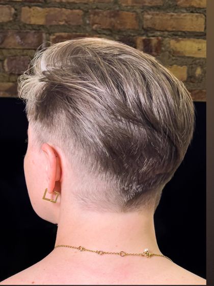 maevethehairslave OnlyFans picture