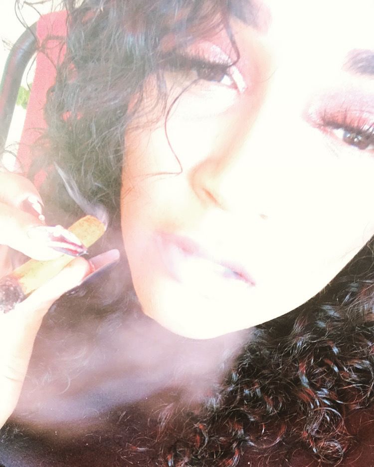 moniv OnlyFans profile picture
