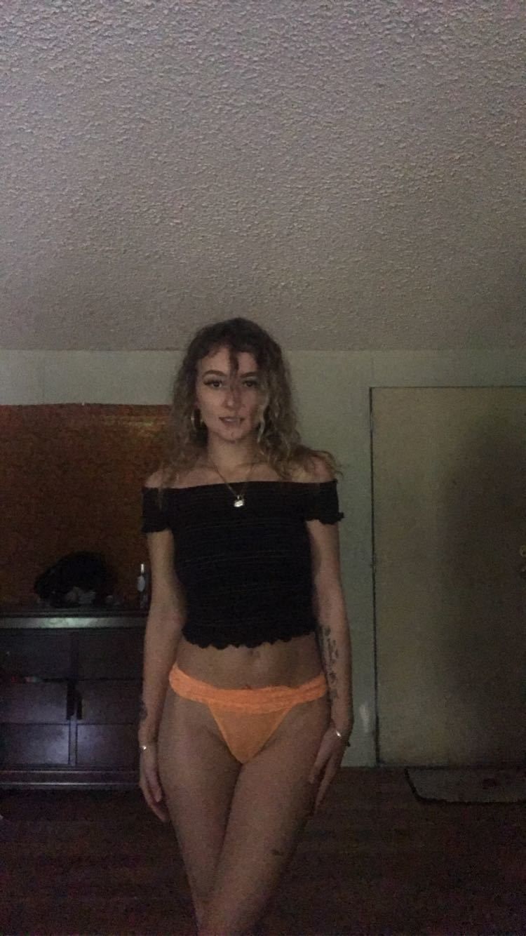 tinyybaby OnlyFans profile picture