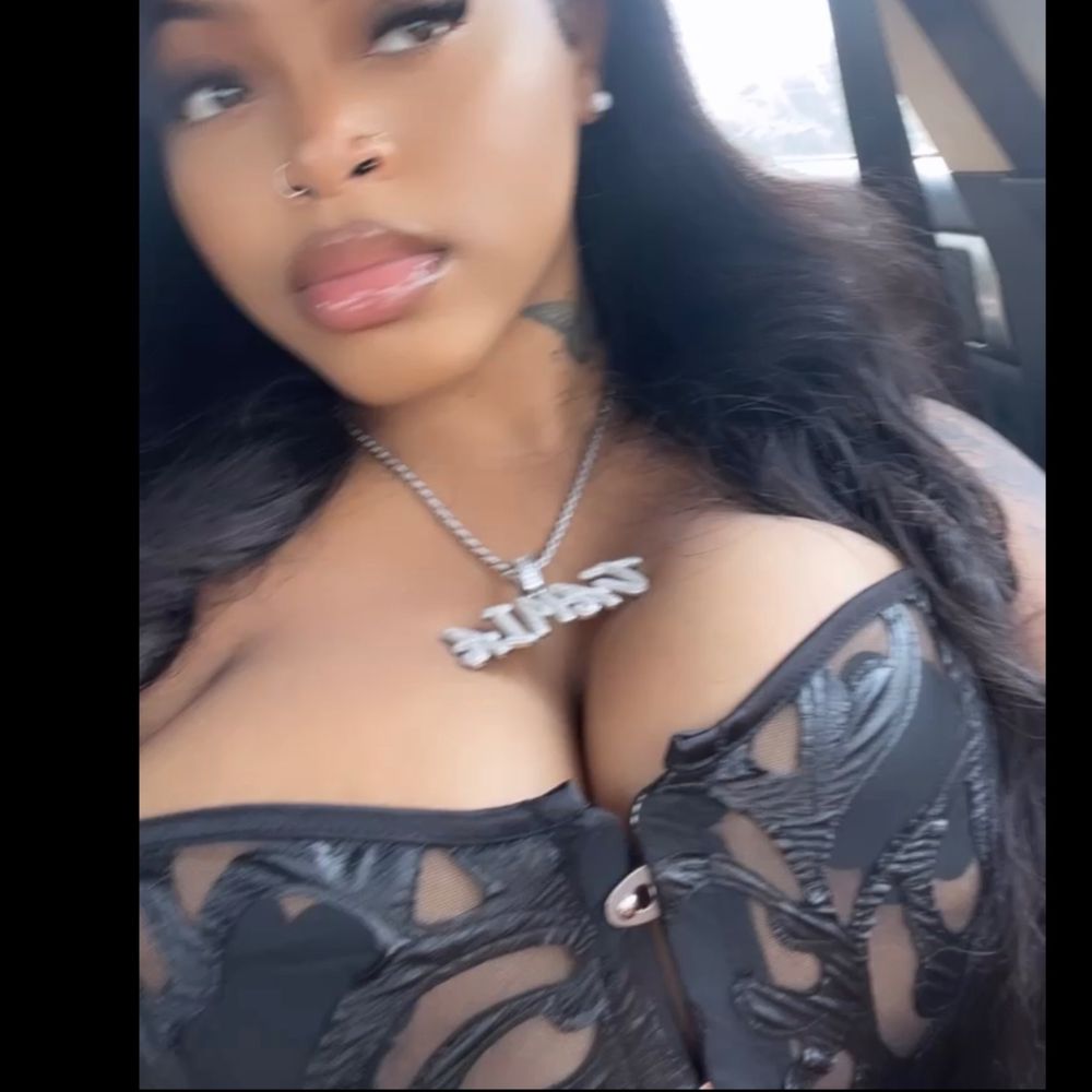 wifeysplayhouse OnlyFans profile picture