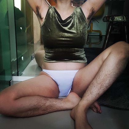 heyimhairybee OnlyFans picture