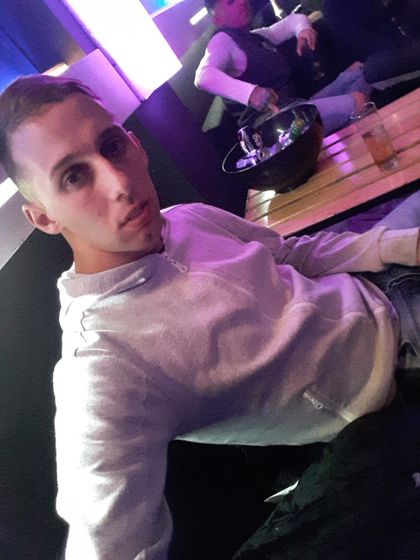 u180179871 OnlyFans picture