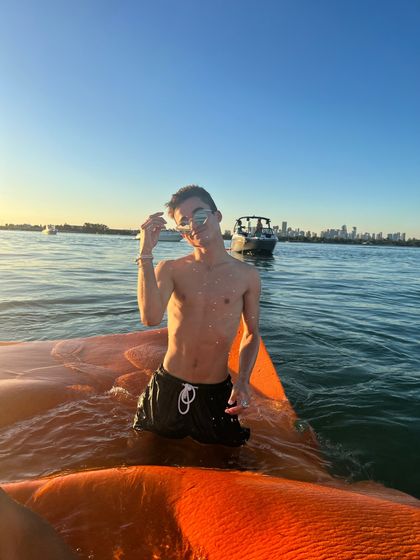twinkboy2420 OnlyFans picture