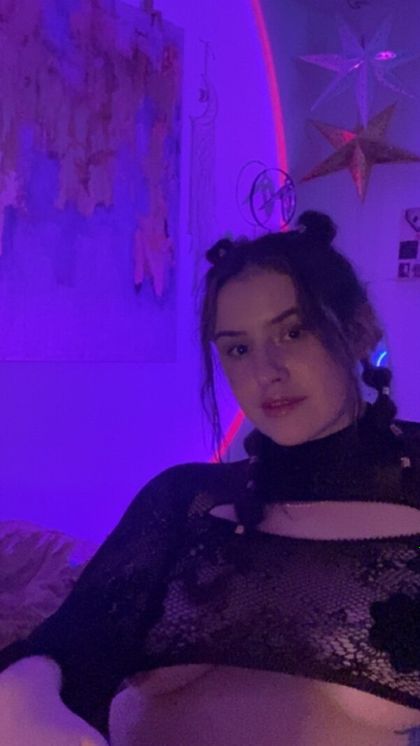 emaeliza OnlyFans picture