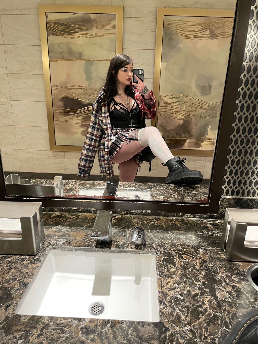 lylaarosexx OnlyFans profile picture