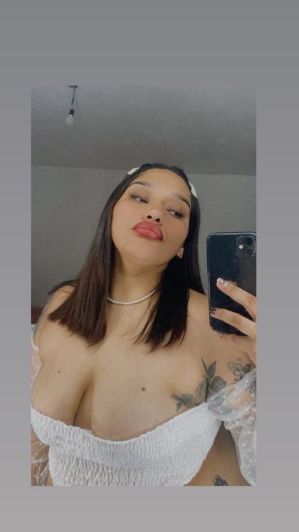 curvysexxxyok OnlyFans picture