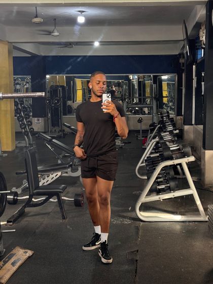 alexgalvez19 OnlyFans picture