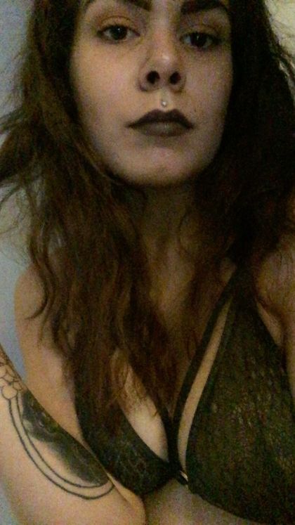 kikithewitch OnlyFans picture