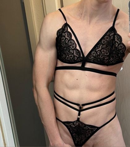 bottomholenira OnlyFans picture