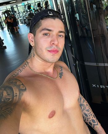 LATINO