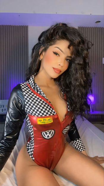 Ximena.youfav