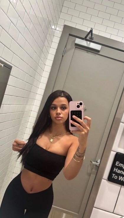 nataliee.g OnlyFans picture