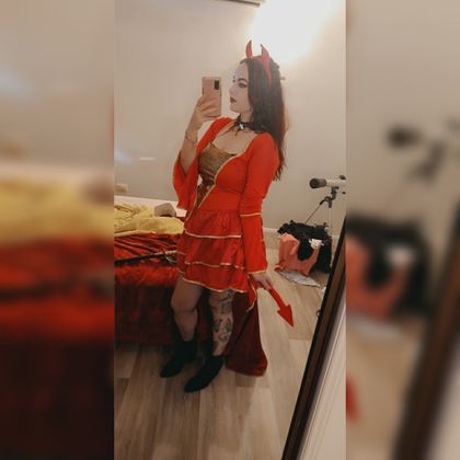 ladylunachic OnlyFans picture