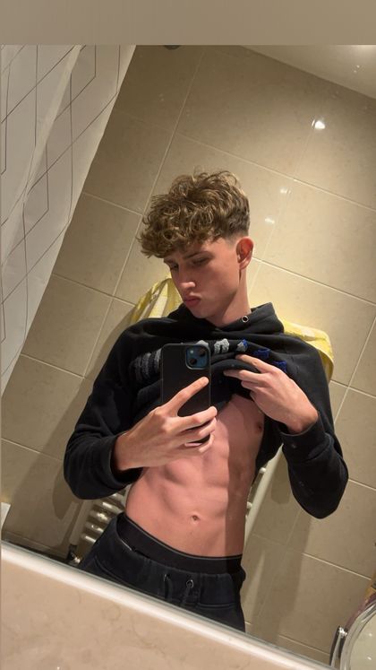beni_8s OnlyFans picture