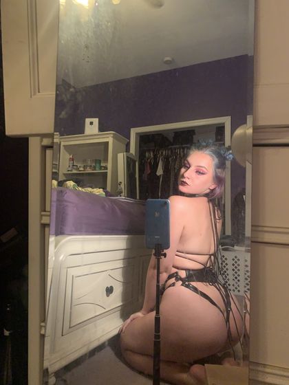 stinkygrl420 OnlyFans picture