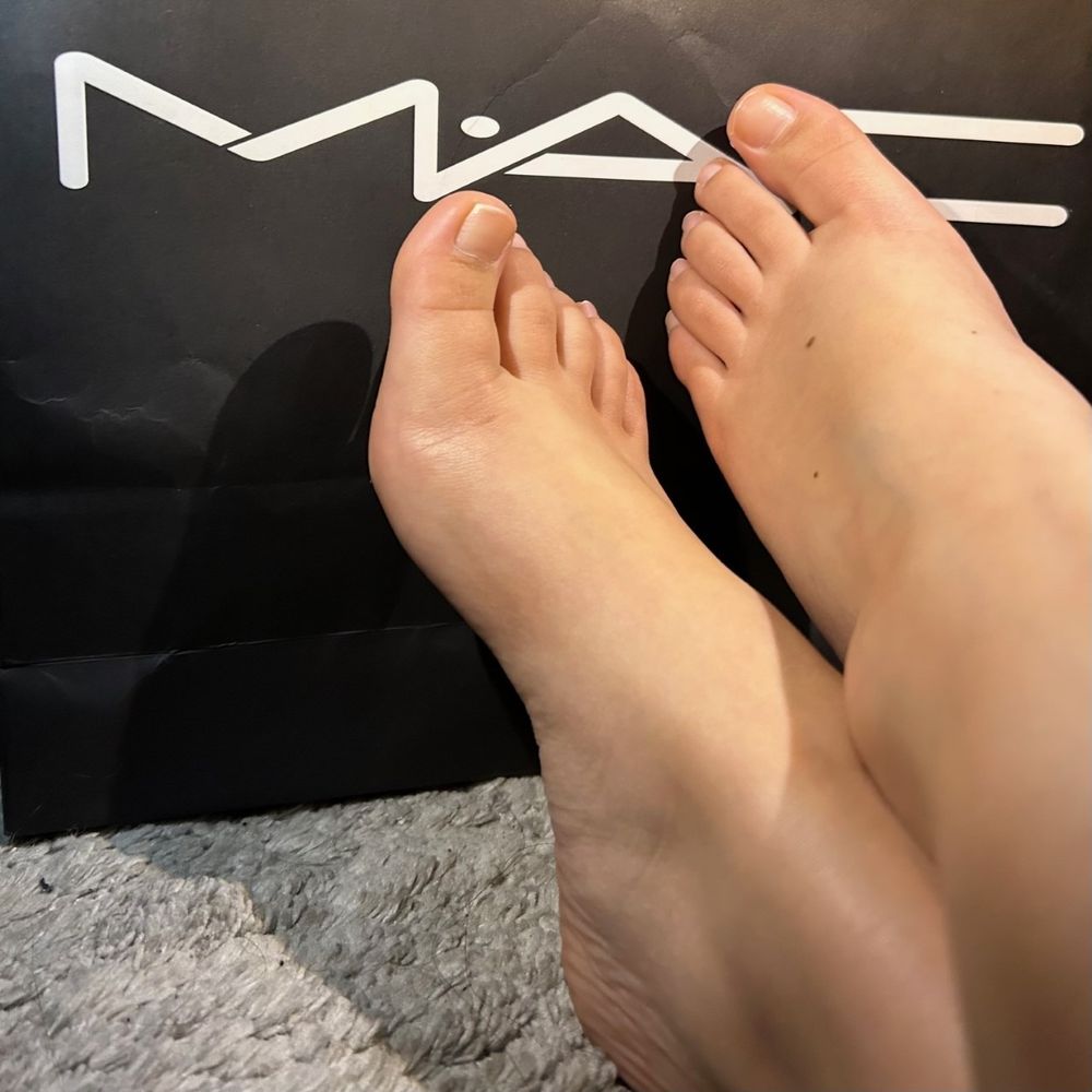 hushpuppfeet OnlyFans profile picture