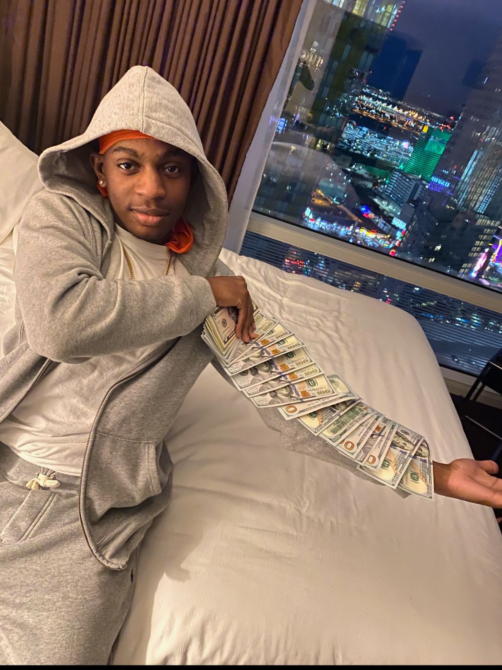 turonvuitton OnlyFans profile picture