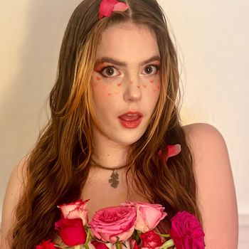 longhairluna OnlyFans - Free Trial - Photos - Socials | FansMetrics.com