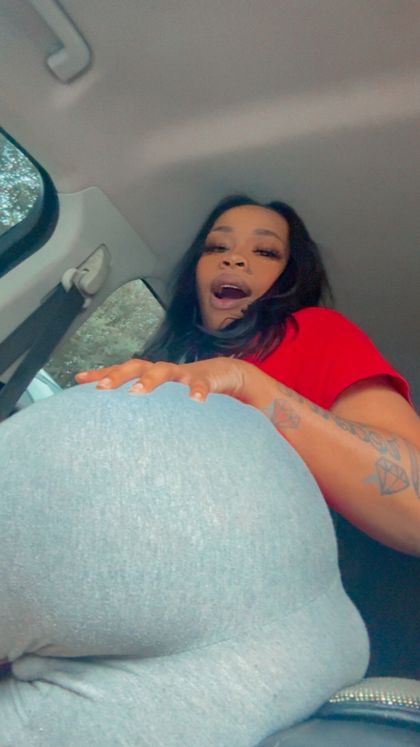 honneybae OnlyFans picture