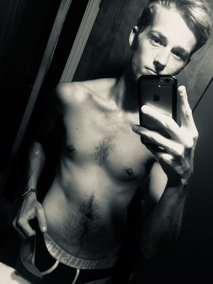 tyleroverton12 OnlyFans picture
