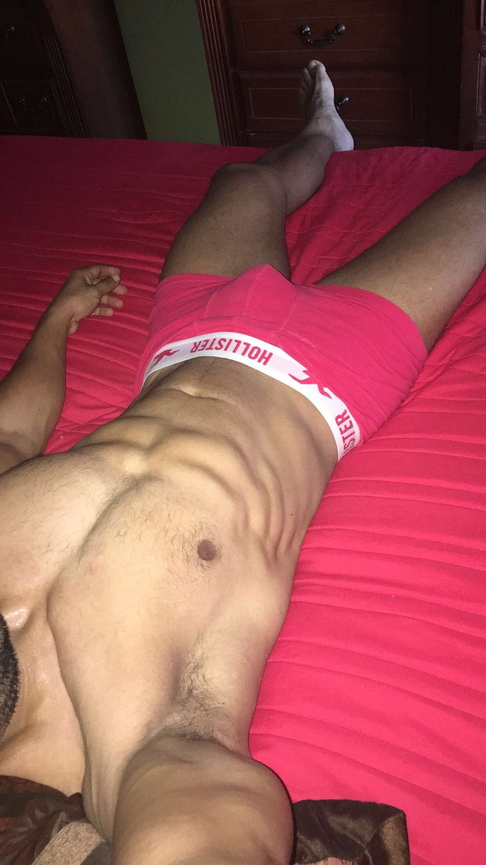 hugestrong OnlyFans profile picture