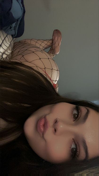 elennnaxoxo19 OnlyFans picture
