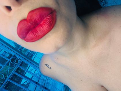 goddesspiedemiel OnlyFans picture