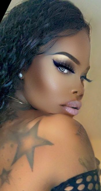 KIM STACKKS