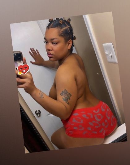 justsassie OnlyFans picture