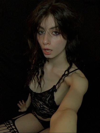 emma5555 OnlyFans picture