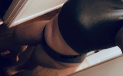 blondegoddess12 OnlyFans picture