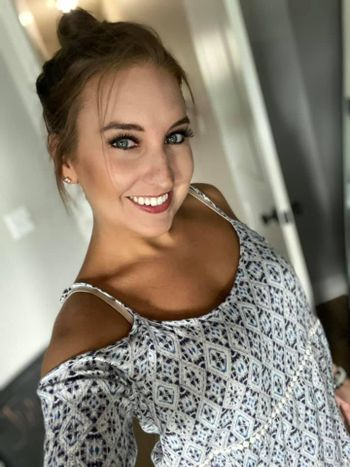 brookebee27 OnlyFans - Free Trial - Photos - Socials | FansMetrics.com