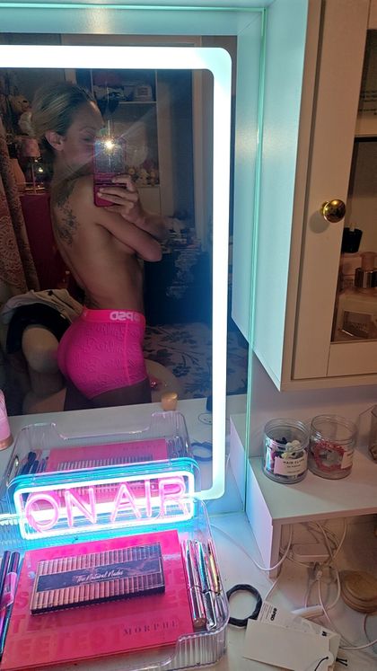 playv18 OnlyFans picture