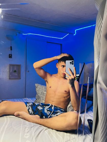 alexbigdick08 OnlyFans picture