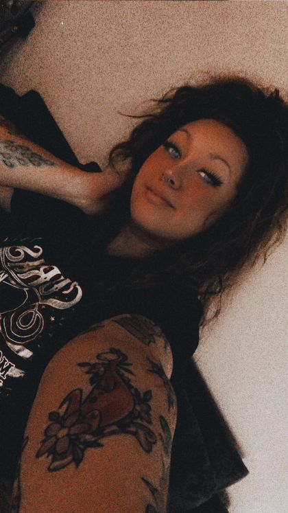 prettyplayfulf1 OnlyFans picture