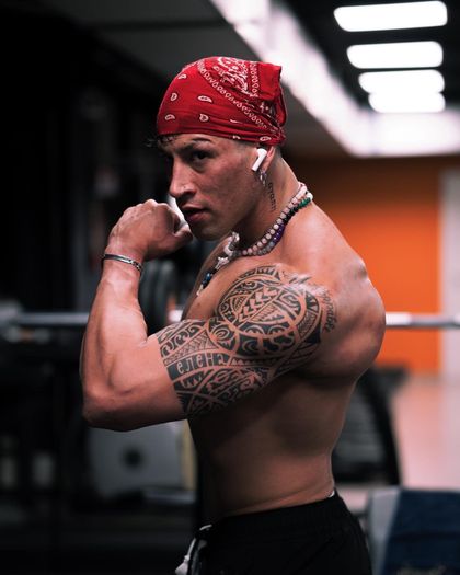 andrewv7 OnlyFans picture