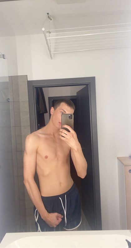 russomitchell OnlyFans picture