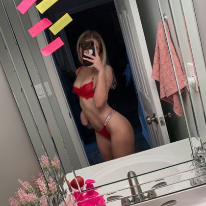 girlnxtdoor69 OnlyFans picture