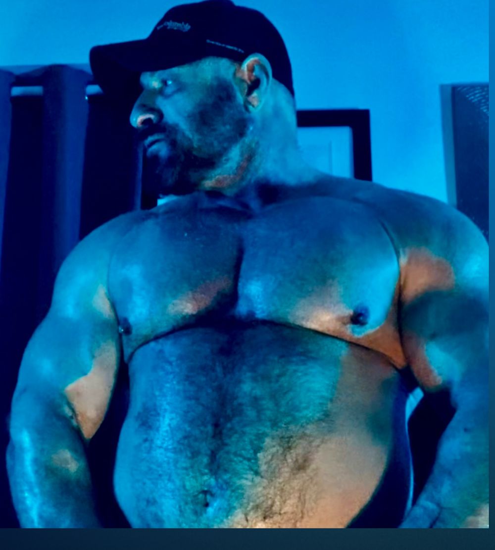 gymmarco50 OnlyFans - Free Trial - XXX Photos | FansMetrics.com
