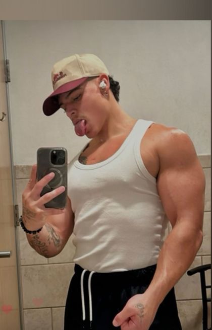 jrivas24.5 OnlyFans picture