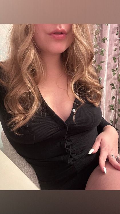 nikkicole940 OnlyFans picture
