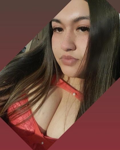 camyandreaz OnlyFans picture