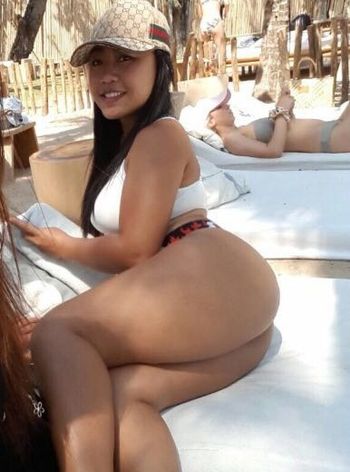 Lovalia XXX