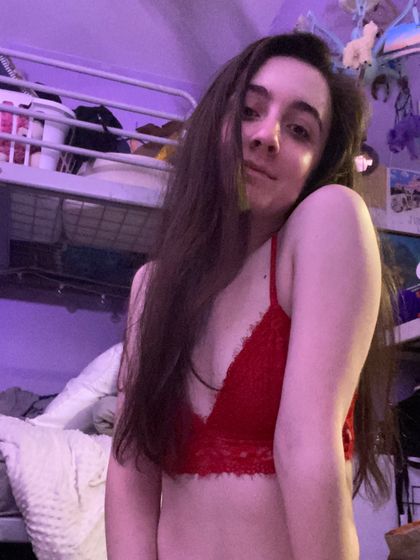 alicepalace18 OnlyFans picture