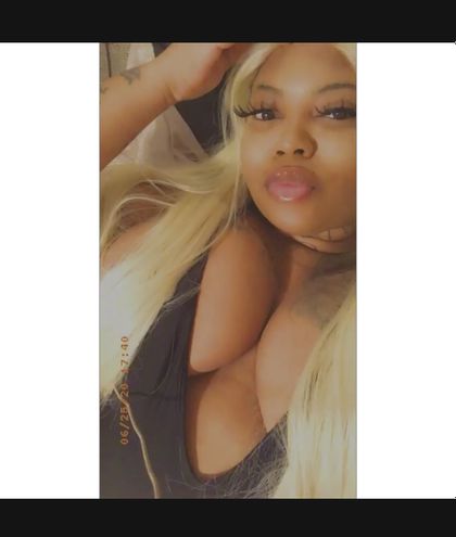 luxurypink OnlyFans picture