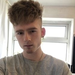 Best Tarrynxx OnlyFans Accounts | FansMetrics.com