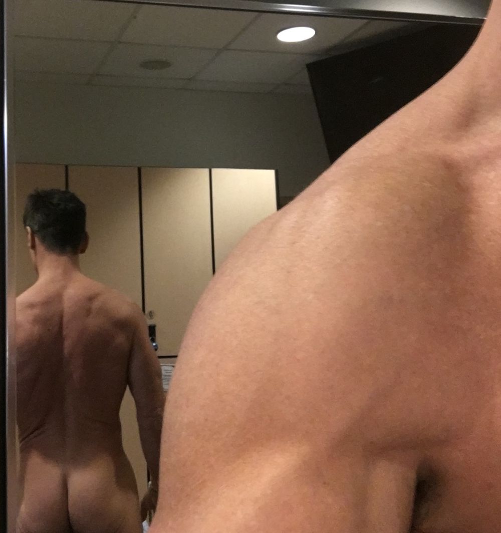 heavenlybigcockstud OnlyFans profile picture