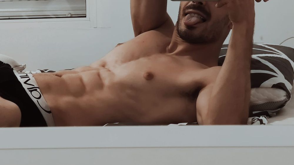 enzzo.tv OnlyFans profile picture