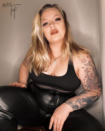 ELLA TÄTI